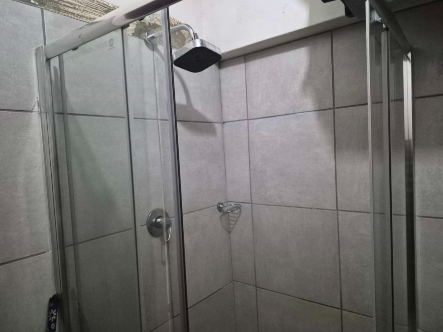 2 Bedroom Property for Sale in Port Elizabeth Central Eastern Cape